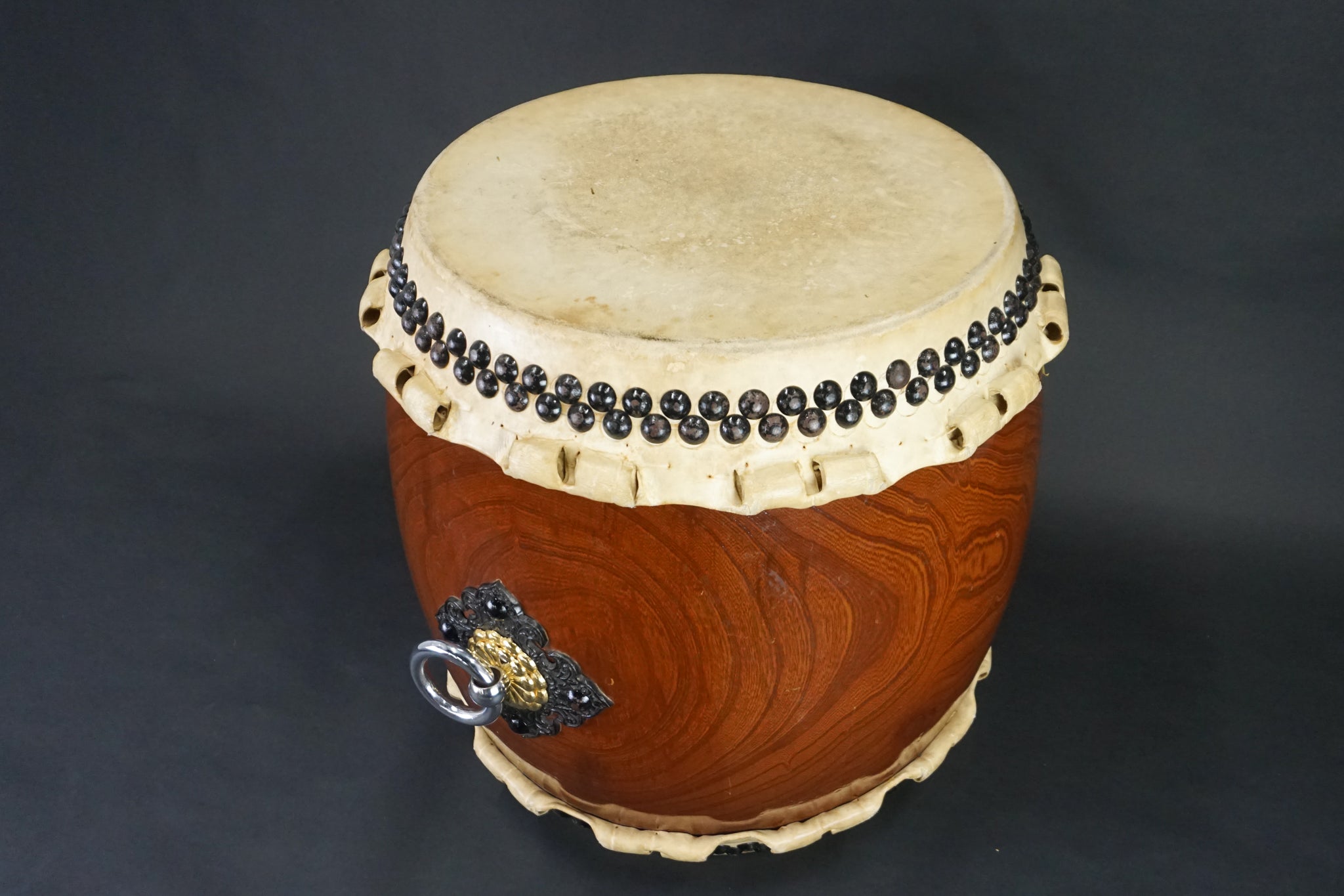 【美品】 希少 和太鼓 長胴太鼓 台座 1尺1寸 本欅胴 美品】 希少 和太鼓 長胴太鼓 台座 1尺1寸 本欅胴 長胴太鼓 | 中島屋太鼓店