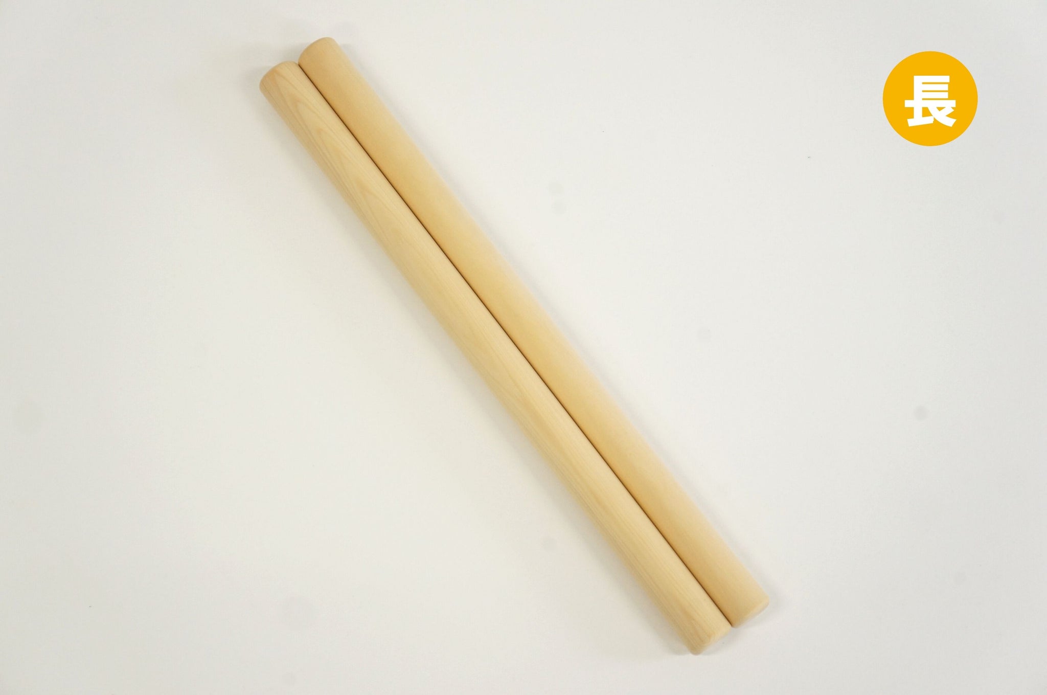 和太鼓バチ 材質：ヒノキ 太さ先端20mm～持手26mm X 長さ410mm